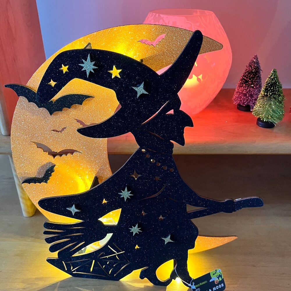 WORLD MARKET LARGE LASER CUT WOOD HALLOWEEN WITCH / MOON LED w/ GLITTER NWT